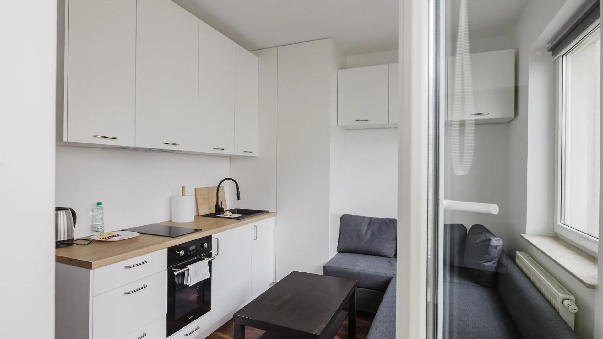 Warta River Cozy Vibe Studio By Bookinghost 포즈난 0*,