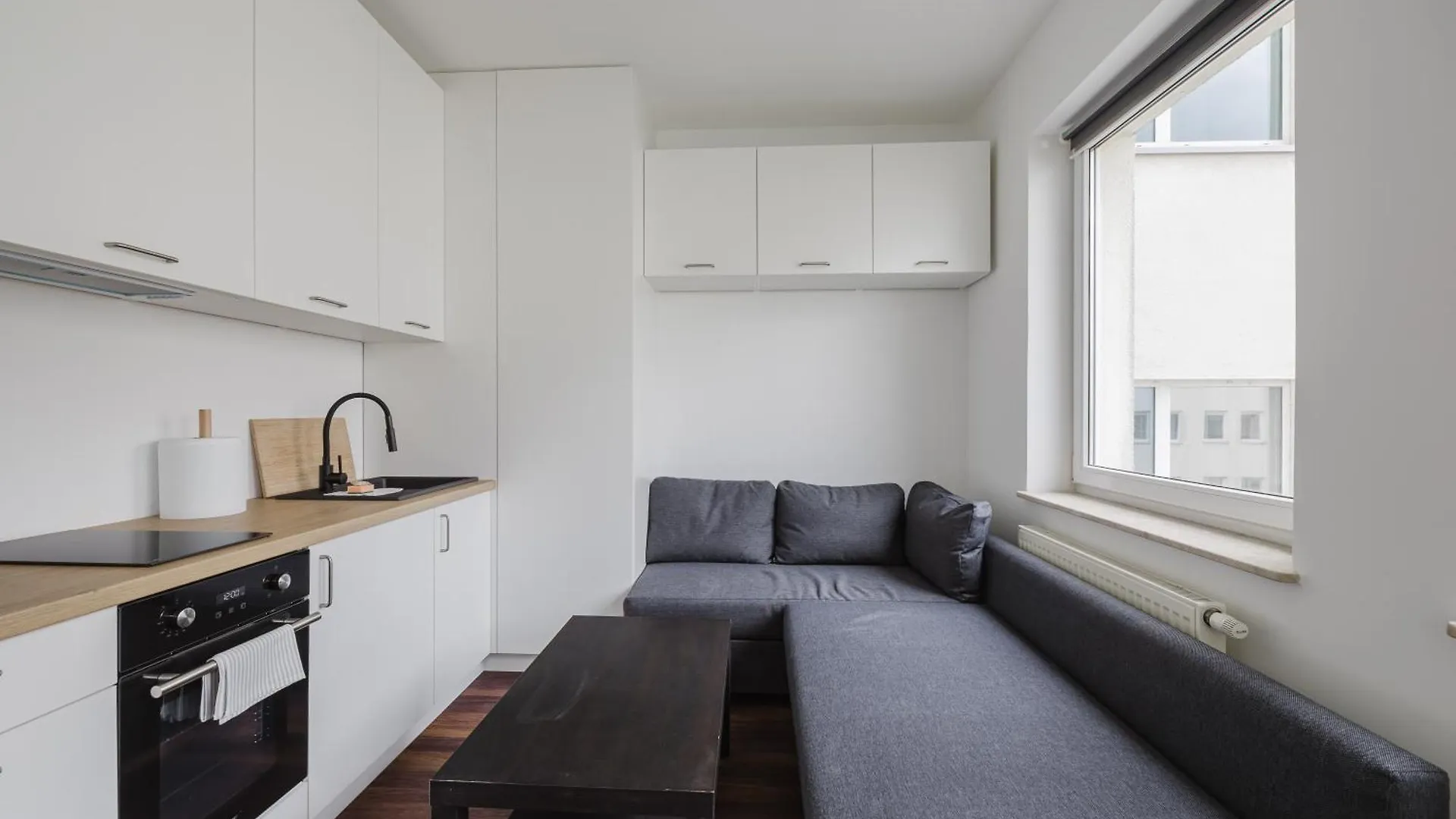 Warta River Cozy Vibe Studio By Bookinghost의 연락처